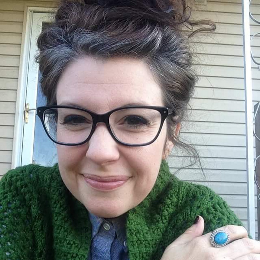 Meet your Posher, Kelly